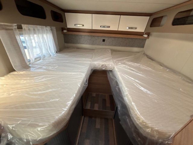 Weinsberg CaraCompact Suite MB 640 MEG - Photo 4