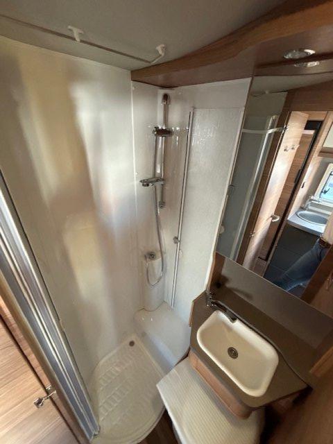 Weinsberg CaraCompact Suite MB 640 MEG - Photo 5