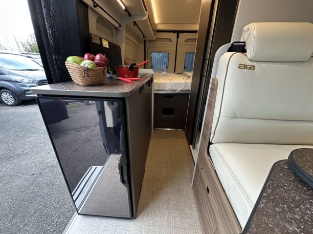 Burstner B66 600C CAMPEO C 600 TOIT RELEVABLE - Photo 4