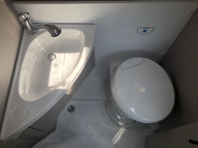 Burstner Delfin C 621 Limited Edition C621 - Photo 10