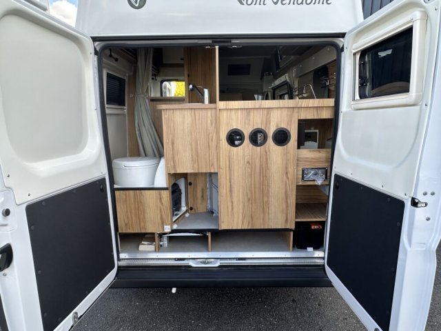 Font Vendome Bel Horizon - Photo 9