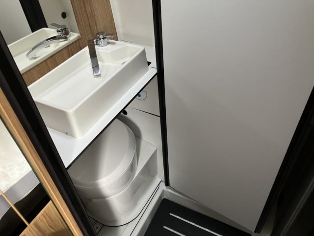 Font Vendome Leader Camp Duo - Photo 8