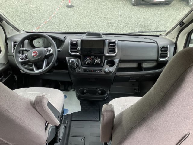 Malibu Charming Coupe 600 DB K VAN DBK TOIT RELEVABLE - Photo 9