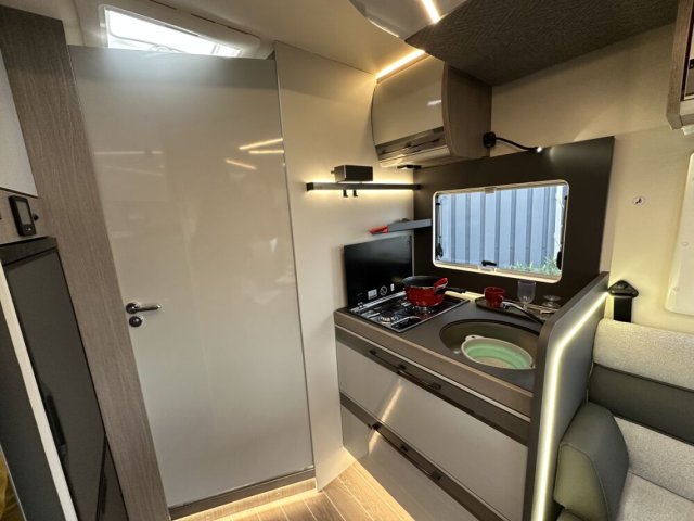 Roller Team Zefiro 267 TL 165CH BVA FORD 2026 - Photo 6