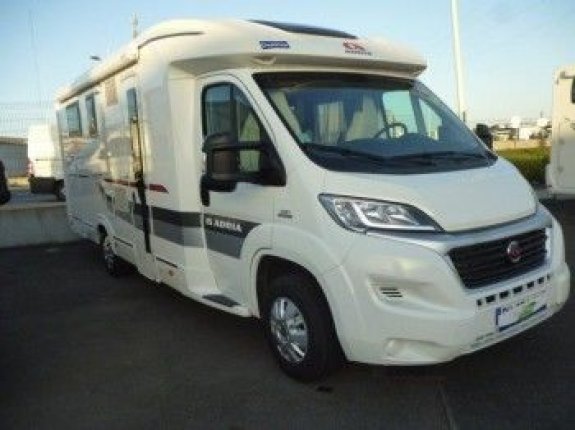 Adria Matrix Supreme S 690 Sc
