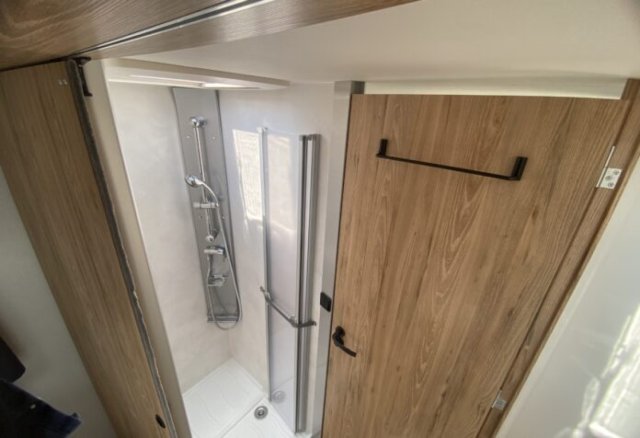 Bavaria Initial I720FC Nomade - Photo 12