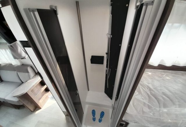 Benimar Tessoro 463 Up - Photo 12