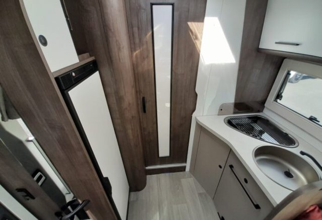 Benimar Tessoro 468 - Photo 10