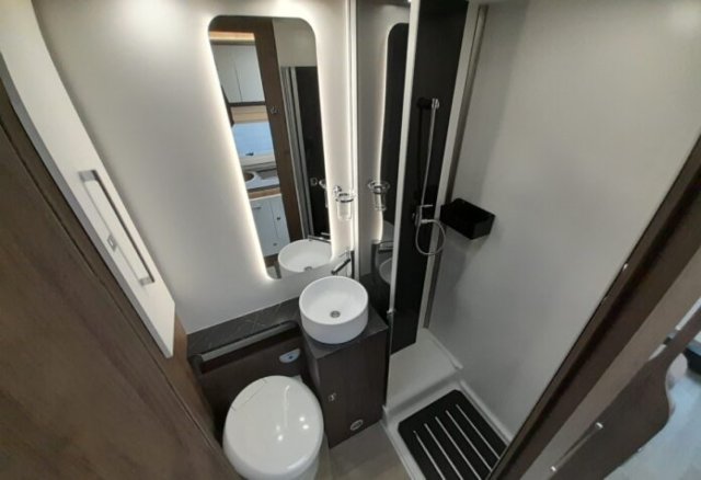 Benimar Tessoro 483 - Photo 12