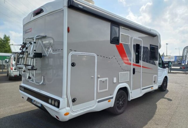 Challenger 260 Graphite Edition - Photo 3