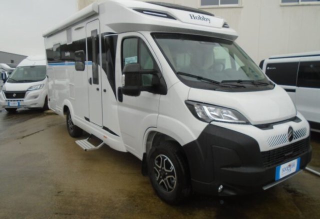 Hobby Ontour C 700 GQ on tour 700gq Neuf