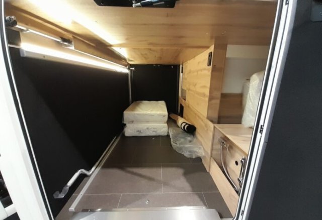 Le Voyageur LV 7.8 GJF eterna