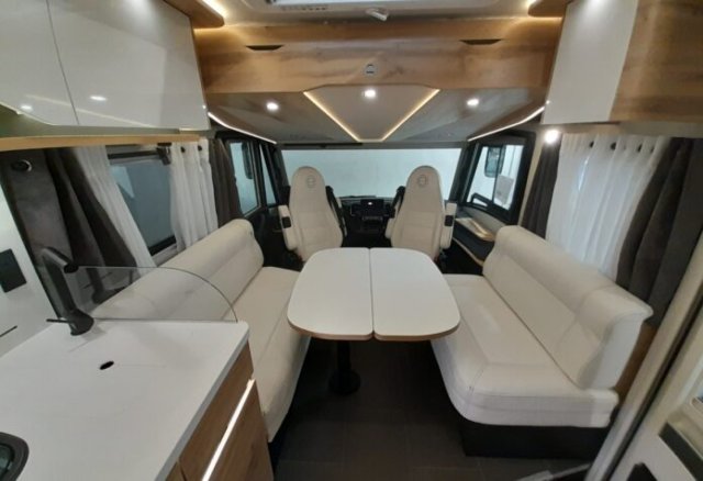 Le Voyageur LV 7.8 GJF eterna