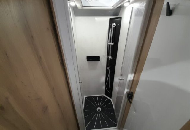 Le Voyageur LV 7.8 GJF eterna