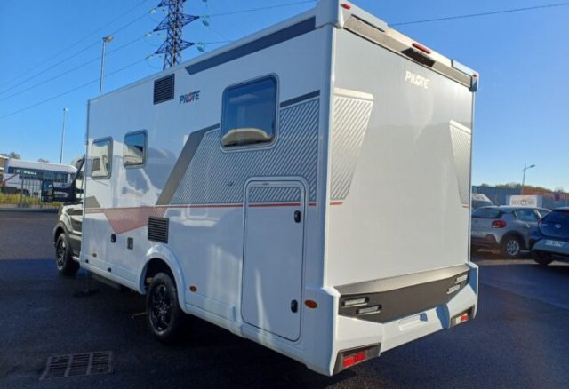 Pilote Atlas A 690 GJ - Photo 2