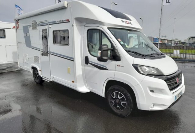 Pilote P 696 D Evidence - Photo 2