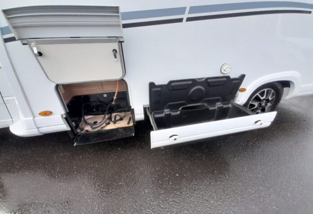 Pilote P 696 D Evidence - Photo 6