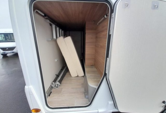 Pilote P 696 D Evidence - Photo 8