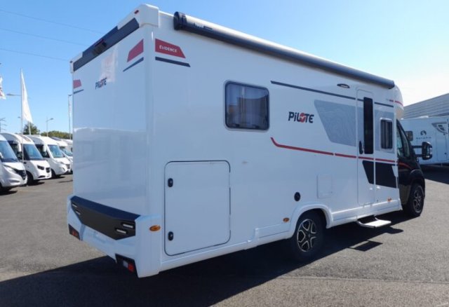 Pilote P 740 FC Evidence - Photo 5