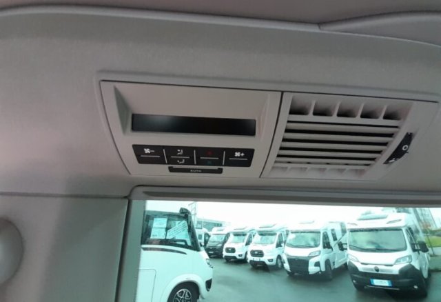 Volkswagen California Beach - Photo 18