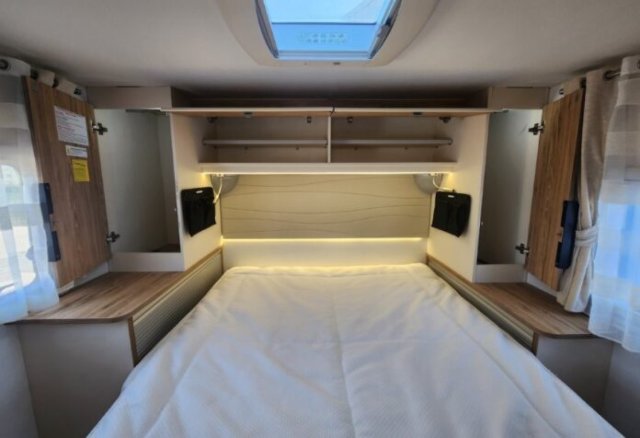 Bavaria Initial I720FC Class i 720 fc - Photo 5