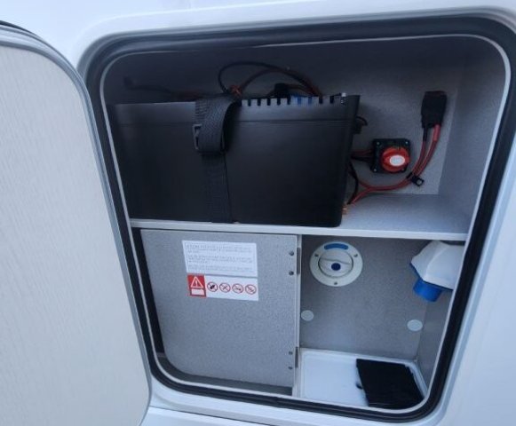 Bavaria Initial I720FC Class i 720 fc - Photo 12