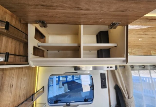 Bavaria Initial I720FC Class i 720 fc - Photo 32