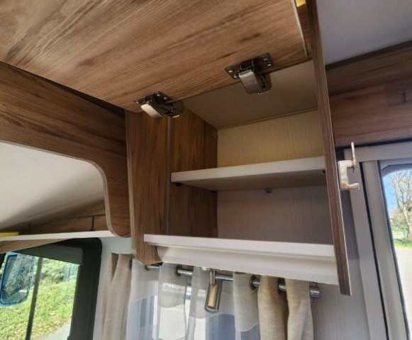 Bavaria Initial I720FC Class i 720 fc - Photo 35