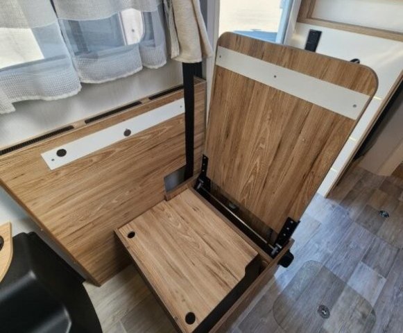 Bavaria Initial I720FC Class i 720 fc - Photo 20