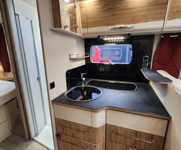 Bavaria Initial I740C Class i 740 - Photo 20