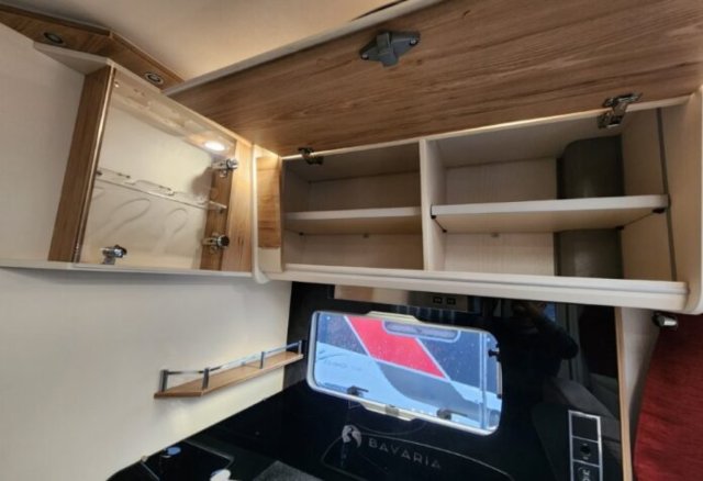 Bavaria Initial I740C Class i 740 - Photo 22