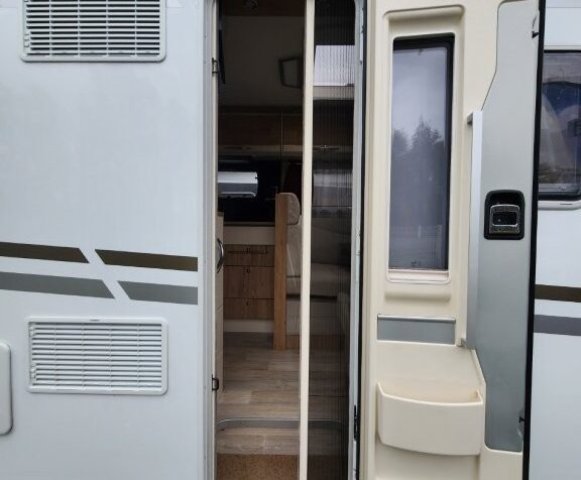 Bavaria Initial I740C Class i 740 - Photo 26