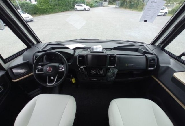 Bavaria Initial I740FC Style i740 fc - Photo 13