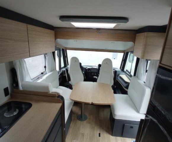 Bavaria Initial I740FC Style i740 fc - Photo 16