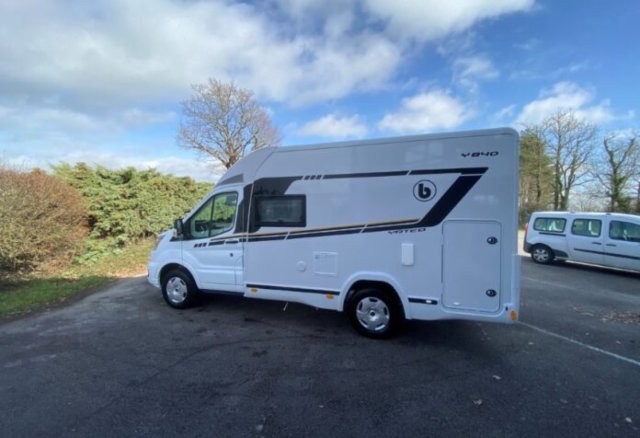 Benimar Yrteo 840 - Photo 10