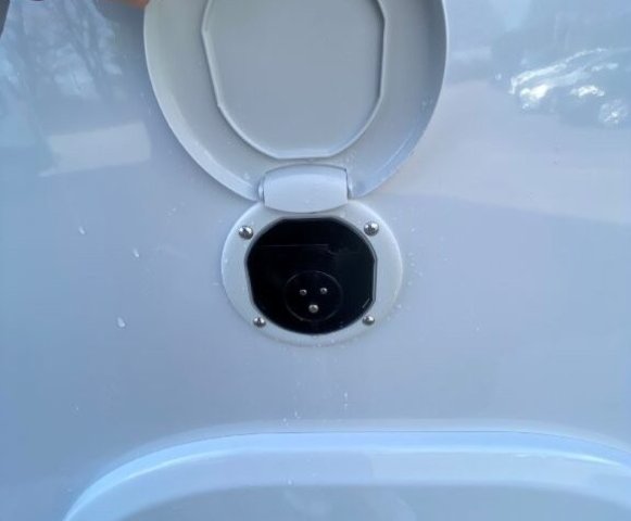 Benimar Yrteo 840 - Photo 12