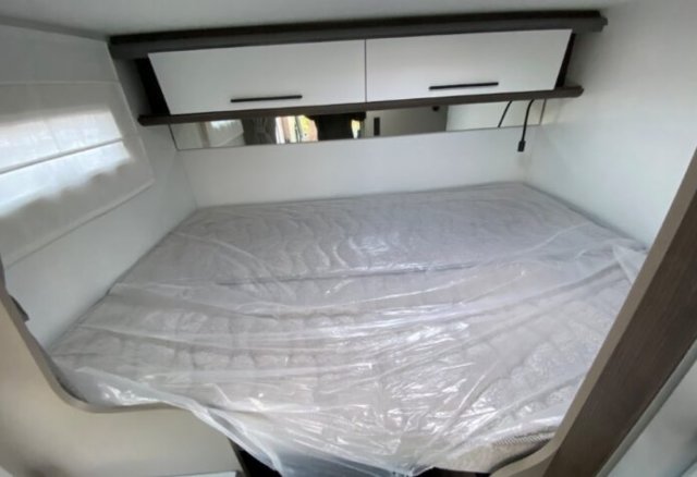 Benimar Yrteo 840 - Photo 19