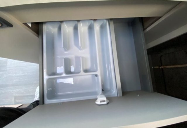 Benimar Yrteo 840 - Photo 24