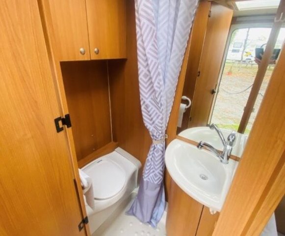 Burstner Premio 400 TS - Photo 7