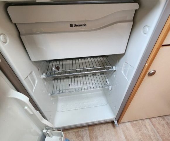 Burstner Premio 400 TS - Photo 8