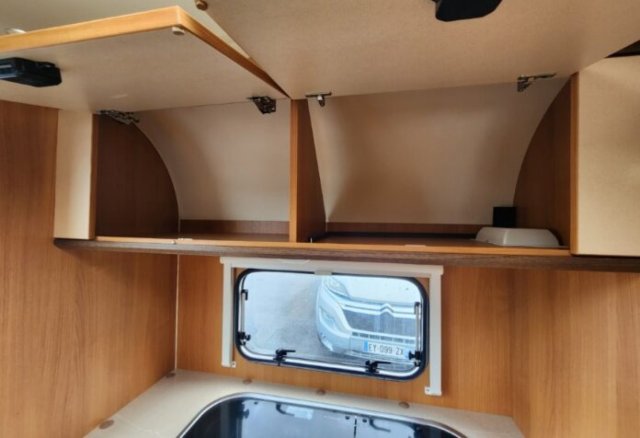 Burstner Premio 400 TS - Photo 14