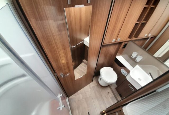Hymer Classe-B ModernComfort I 680 b-mc - Photo 18