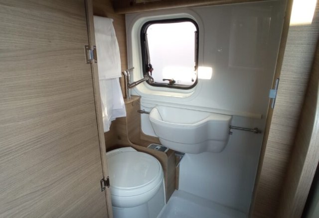 Mc Louis Menfys Van 3 yearling - Photo 8