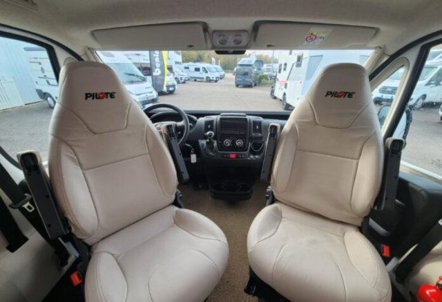 Pilote P 696 D Essentiel p696d - Photo 30