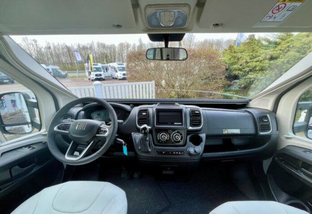 Pilote P 720 FGJ Selection sélection - Photo 2