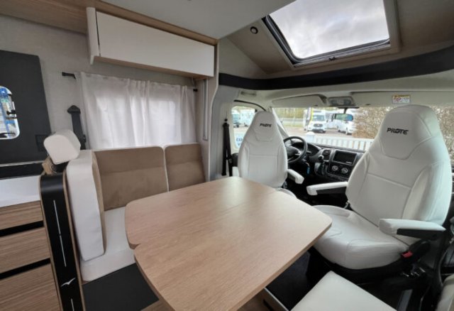 Pilote P 720 FGJ Selection sélection - Photo 4