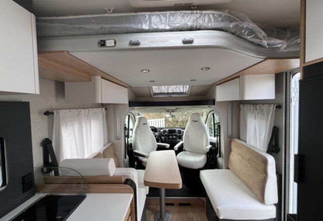 Pilote P 720 FGJ Selection sélection - Photo 9