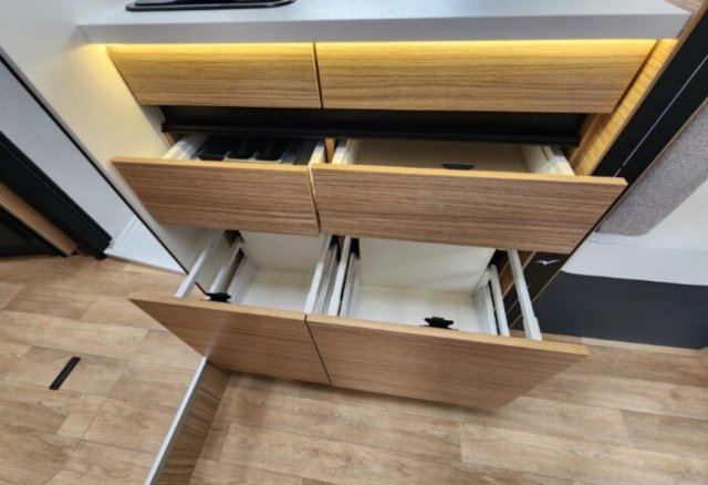 Pilote P 720 FGJ - Photo 38