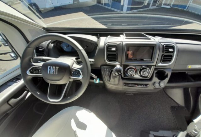 Pilote P 740 FGJ Evidence - Photo 8