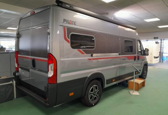 Pilote V 630 J Evidence - Photo 3